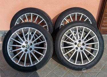 cerchi in lega originali R 17 per Alfa Romeo 147 e