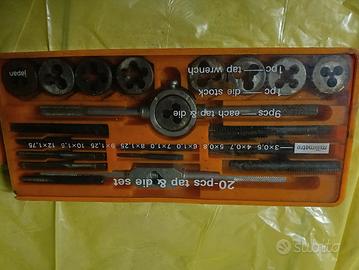 set maschi e femmine per filettare 