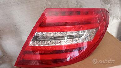 Fanale posteriore Mercedes-benz