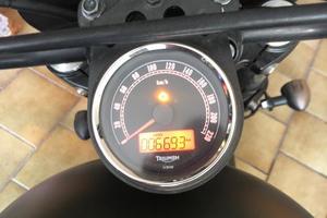 Triumph scrambler 900 customizzata anno 2015