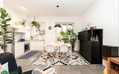 BILOCALE COMPLETAMENTE RISTRUTTURATO A DUE PASSI D