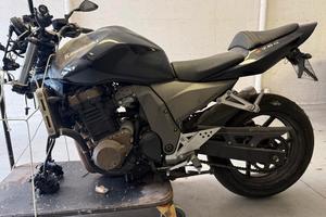 Kawasaki Z750 incidentato