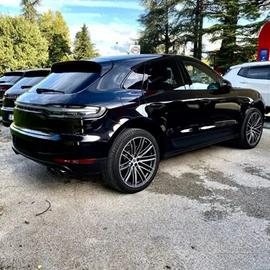 Porshe Macan S