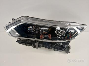 Faro ant sx NISSAN QASHQAI II SUV '18