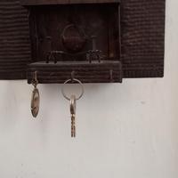 caminetto con paiolo e alari .....portachiavi