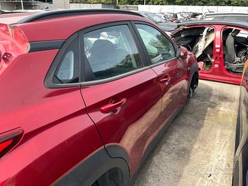 FIANCATA COMPLETA DX HYUNDAI KONA 2020