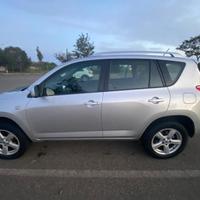 TOYOTA RAV4 3ª serie - 2007 - motore sostituito