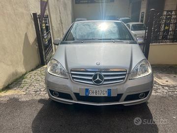 Mercedes-benz A 180 BlueEFFICIENCY Coupé Avantgard