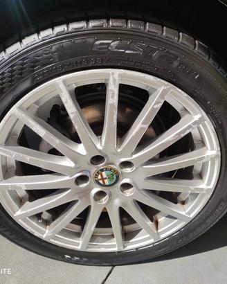 ALFA 159 - CERCHI IN LEGA DA 18" - GOMMATI