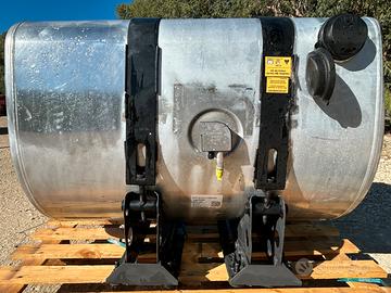 Serbatoio VOLVO 400 litri