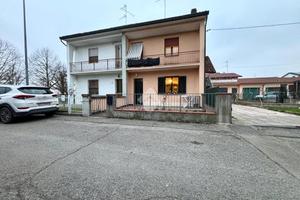 3 LOCALI A ALFONSINE