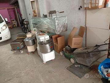 Attrezzature pizzeria