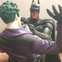 Statua Batman VS Joker action figure Arkham