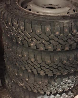 ruote chiodate kelly springfield 145 s r13