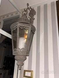 Coppia di lanterne in stile francese