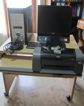 Pc stampante scrivania