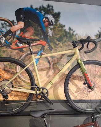 BICI GRAVEL Wilier Jaroon