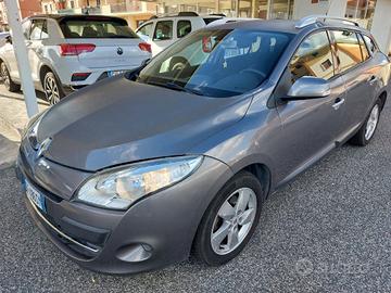 RENAULT Megane Mégane 1.5 dCi 110CV SporTour Att
