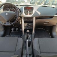Peugeot 207 anno 2009.