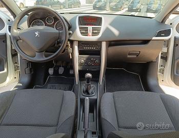 Peugeot 207 anno 2009.