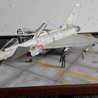 modello del Eurofighter Typhoon in scala 1/48