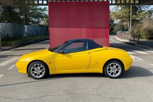 Alfa Spider "Limited Edition" GIallo Ginestra