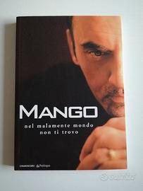 LIBRO DEL CANTAUTORE MANGO CON AUTOGRAFO
