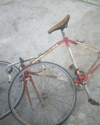 Vecchia bici da corsa  da riparare 50 più capolett