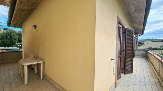 APPARTAMENTO STATO CON BALCONE E BOX AUTO