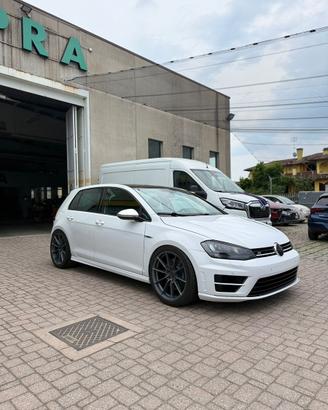 Volkswagen Golf 7R 2016