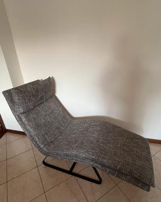 Chaise longue tipo Le Corbusier