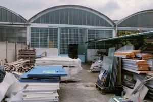 Laboratorio a Pieve Emanuele (MI)