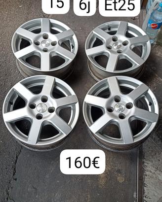 cerchi 4 fori per diversi modelli 