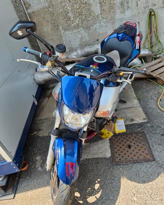 Suzuki GSR 600 Yoshimura 2006 – Incidentata 