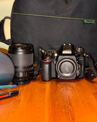 NIKON D7100 + OBIETTIVI E ACCESSORI