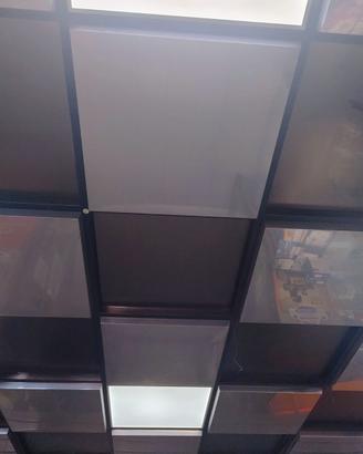 controsoffitto con plafoniere per neon e pannelli