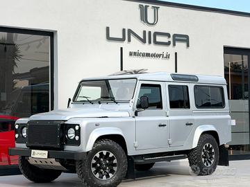 Land Rover Defender 110 2.2 TD4 SE 122 CV SW 7 POS