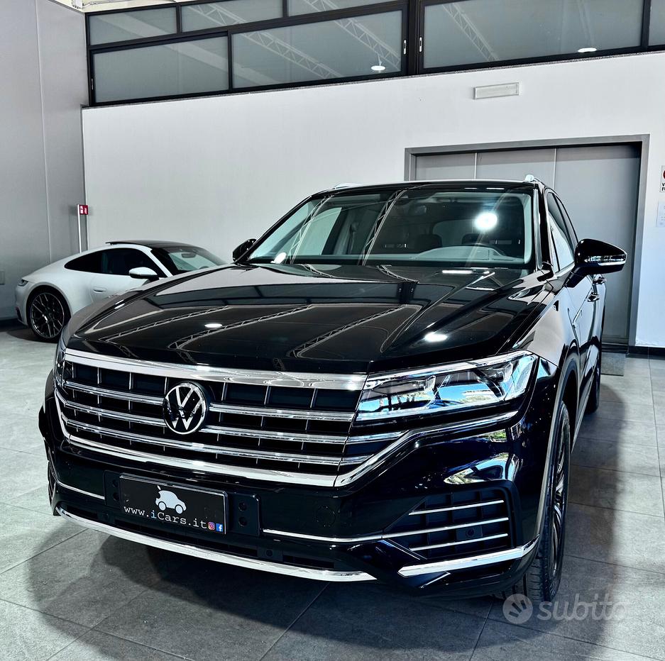 VOLKSWAGEN Touareg 3ª serie