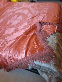 Copriletto antico damasco in seta