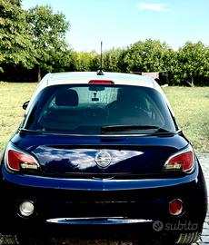 Auto Opel Adam