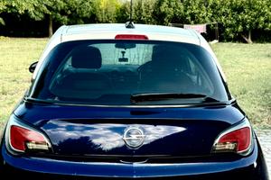 Auto Opel Adam