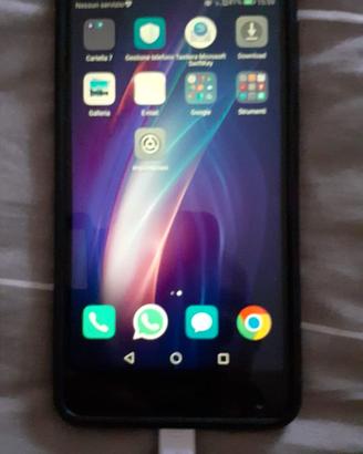 Dispongo di un telefonino Honor 4G  - 32 Giga
