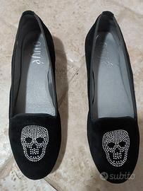 ballerine scamosciate nere con teschio