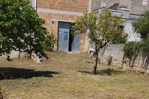 Garage o magazzino 180 euro mensili