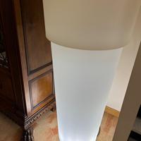 Vaso Serralunga design illuminati