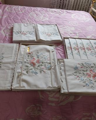 Completo letto+ tavola Bassetti nuovo mai usato