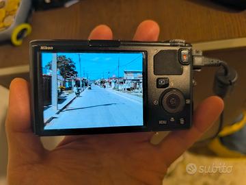 Nikon coolpix S9500
