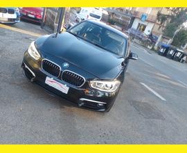 Bmw 118 118d 5p. Urban