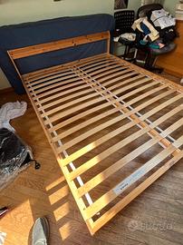 Letto matrimoniale Ikea Tarva