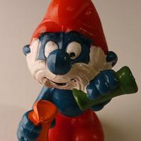 Grande puffo fa intrugli